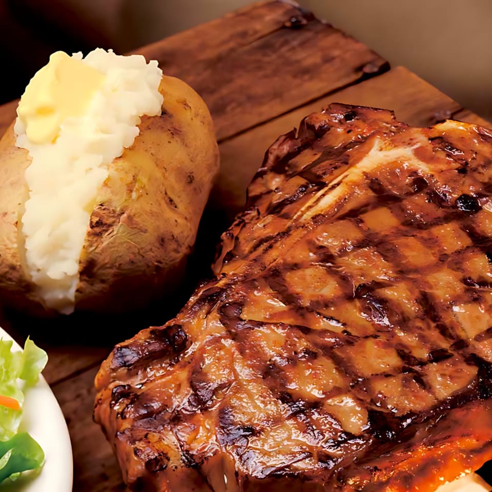 Steak-Out Delivers Hot, Delicious Meals