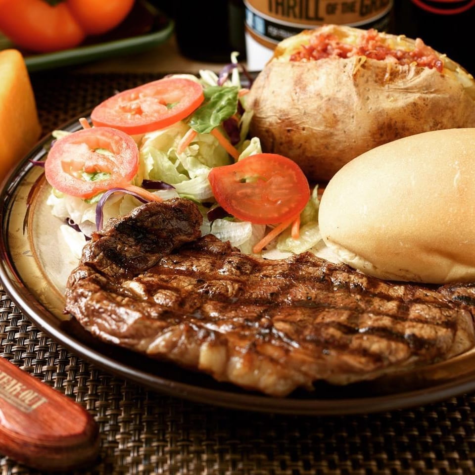 Preparing the Flawless Steak Dinner