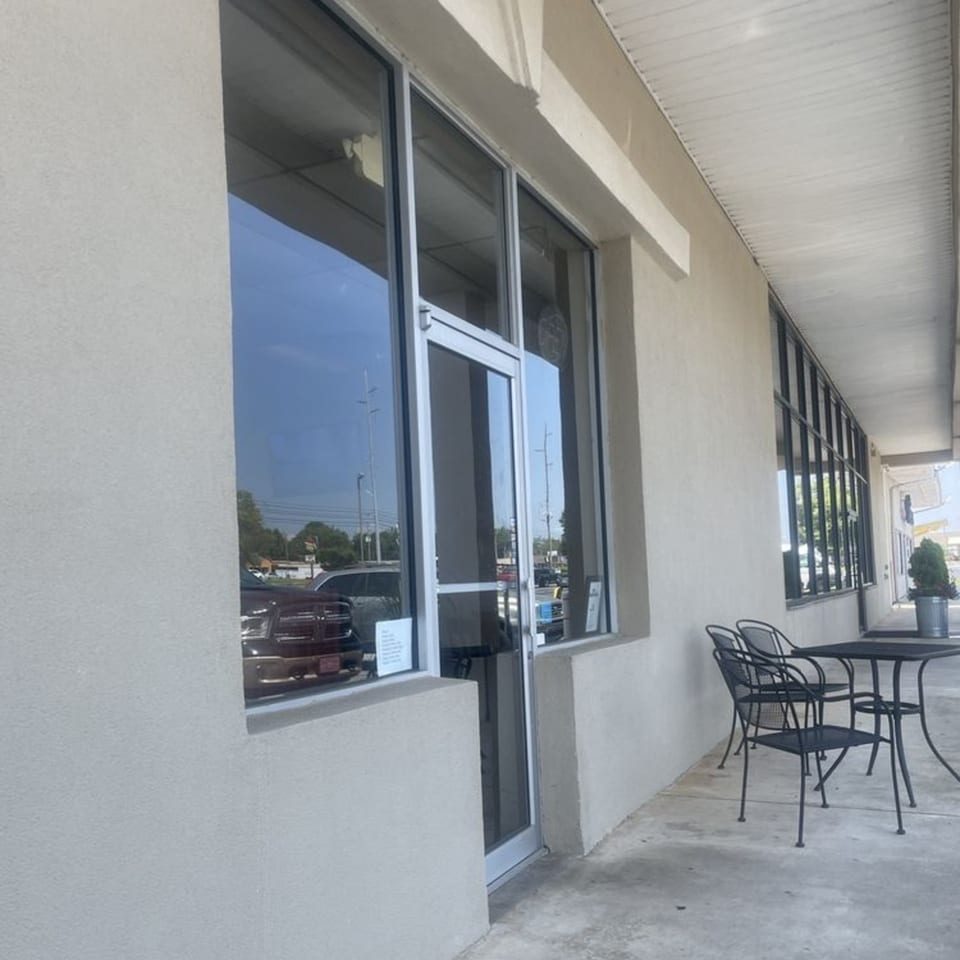 New Location Opening for Steak-Out Athens