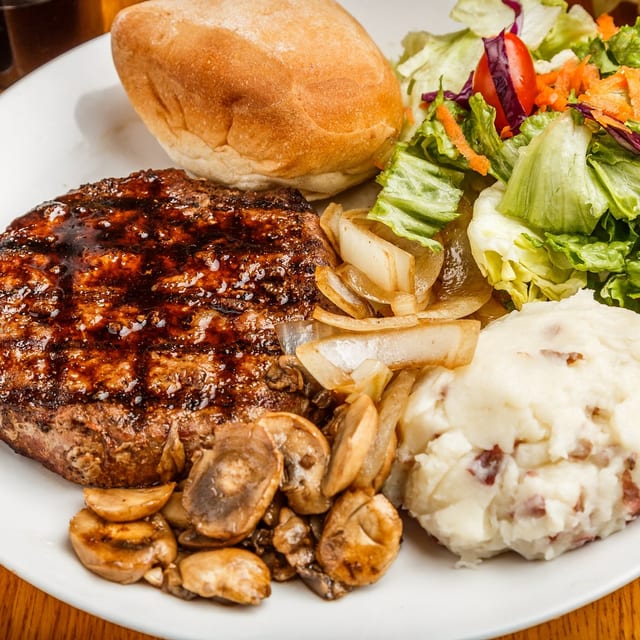 Lunch Chop Steak (Hamburger Steak).