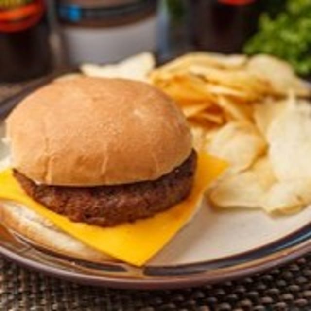 Kids Cheeseburger.